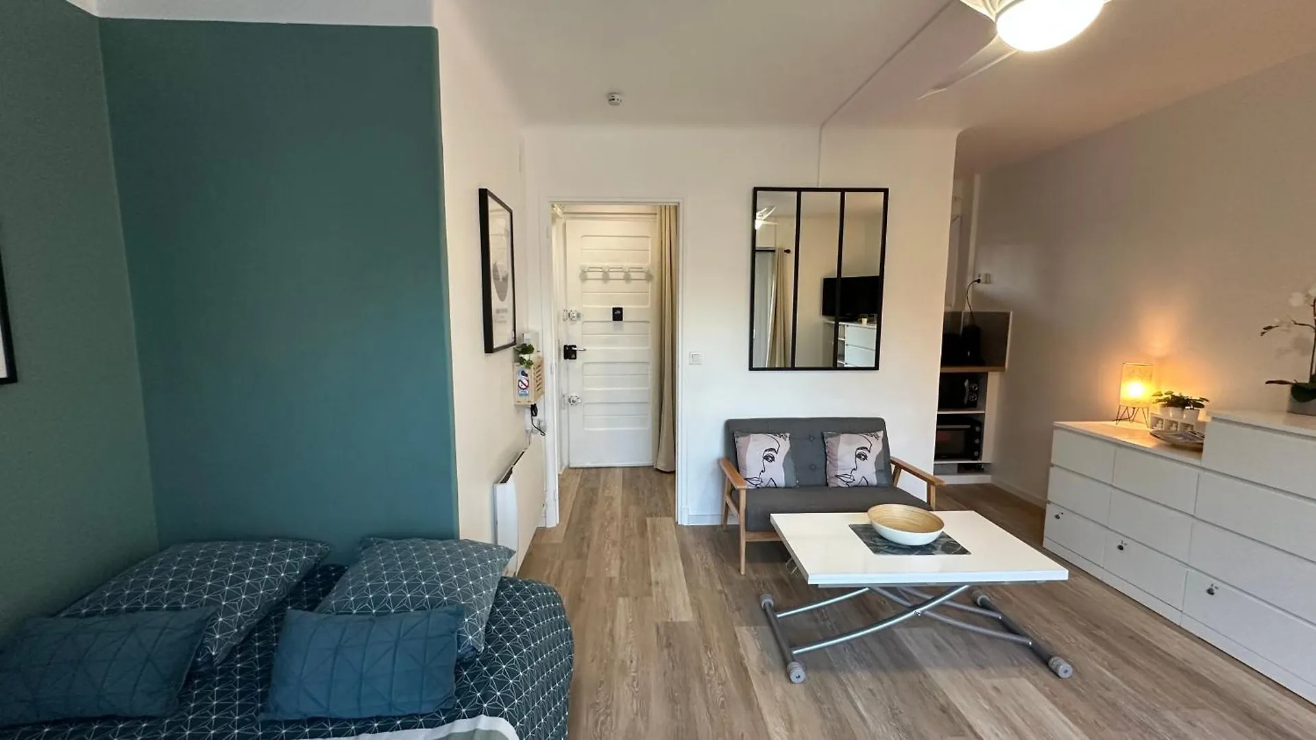 Appartamento Appartement Renove - Le Cosy A 150M De La Mer Saint-Raphaël